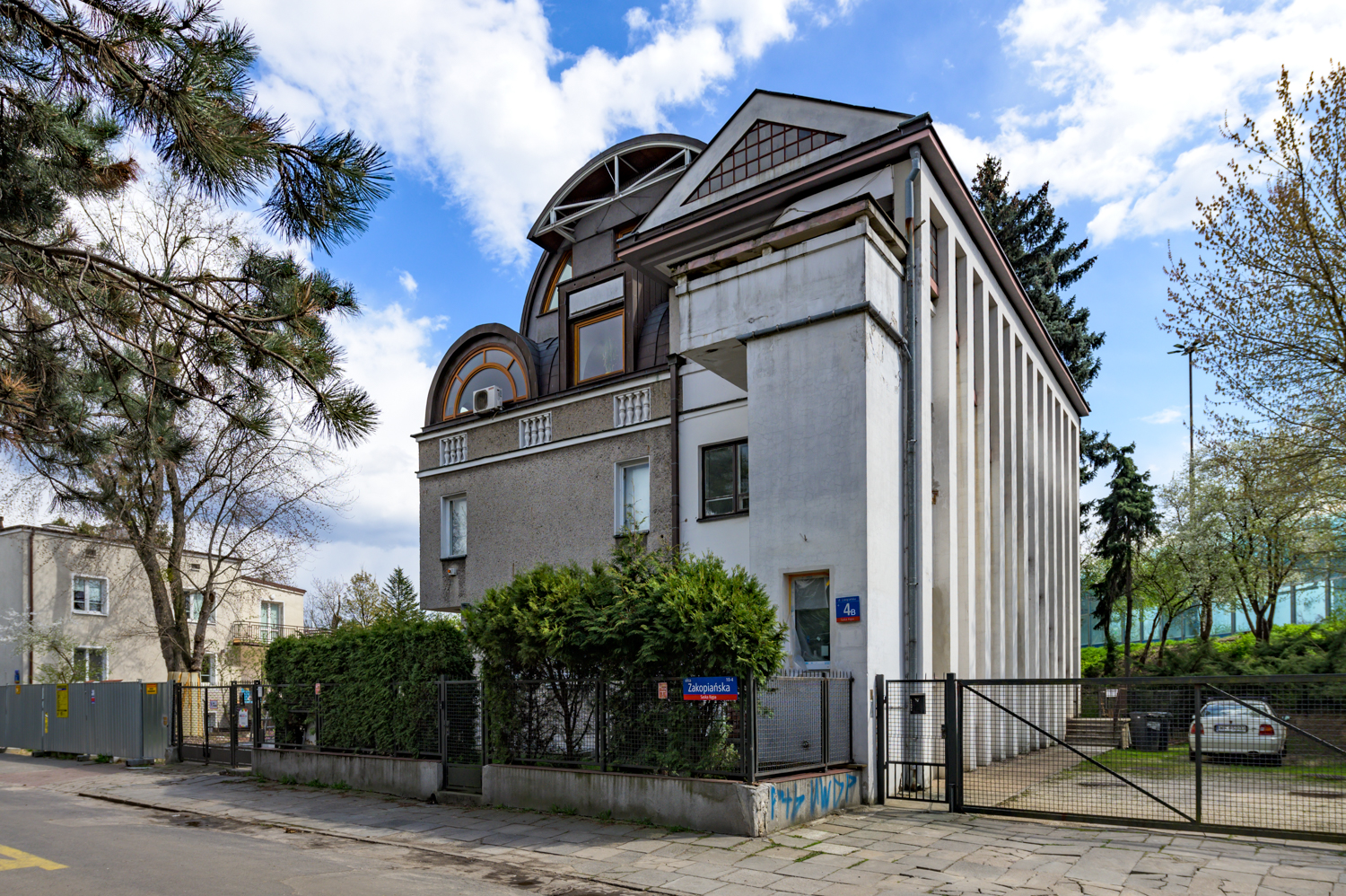 Zdjęcie architektury budynku Budynek mieszkalny